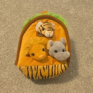 Unipak Safari Animal Plush Backpack With 4 Animal Finger Puppets